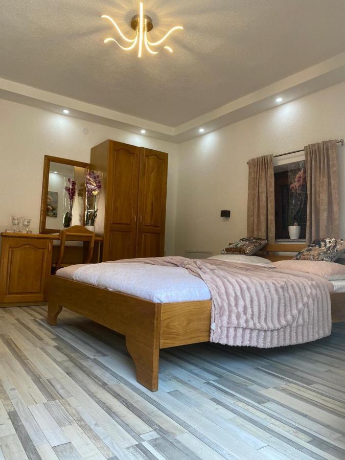 Plitvice Fairytale Bed & Breakfast Plitvička Jezera Екстериор снимка